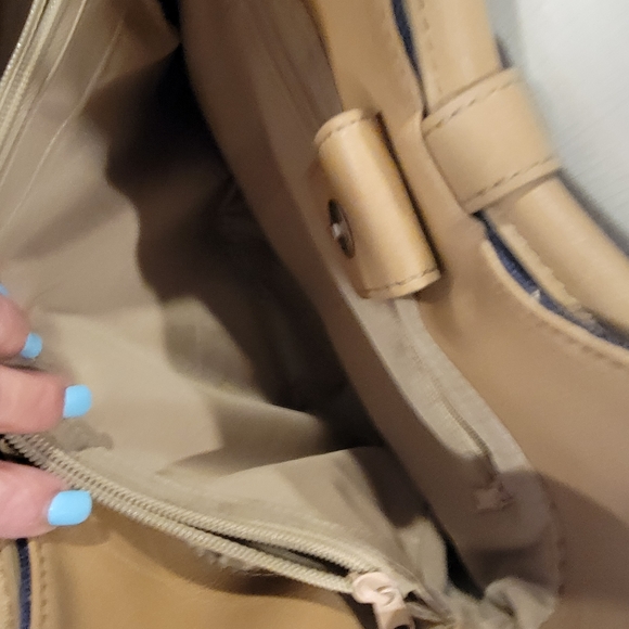 💟EUC~ RELIC SHOULDER BAG - Picture 3 of 9